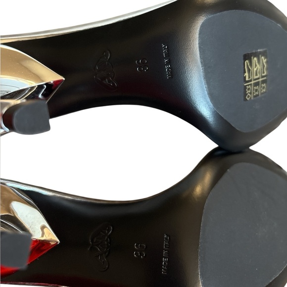 Alexander McQueen Metallic Silver Mirror Sandal Heels Ankle Straps Size 36 New - Picture 5 of 14